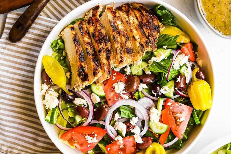 Easy and Delicious Grilled Chicken Salad