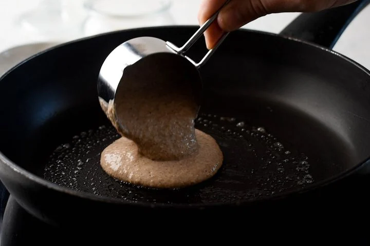 Easy and Healthy Oatmeal Protein Pancakes