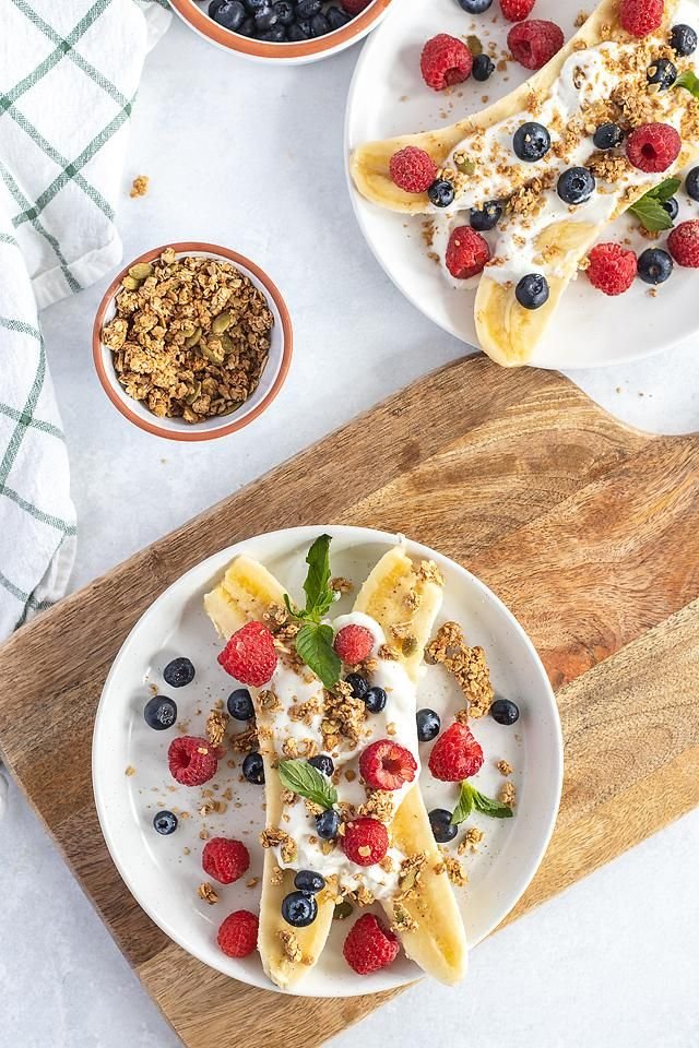 Fresh Banana Split Breakfast