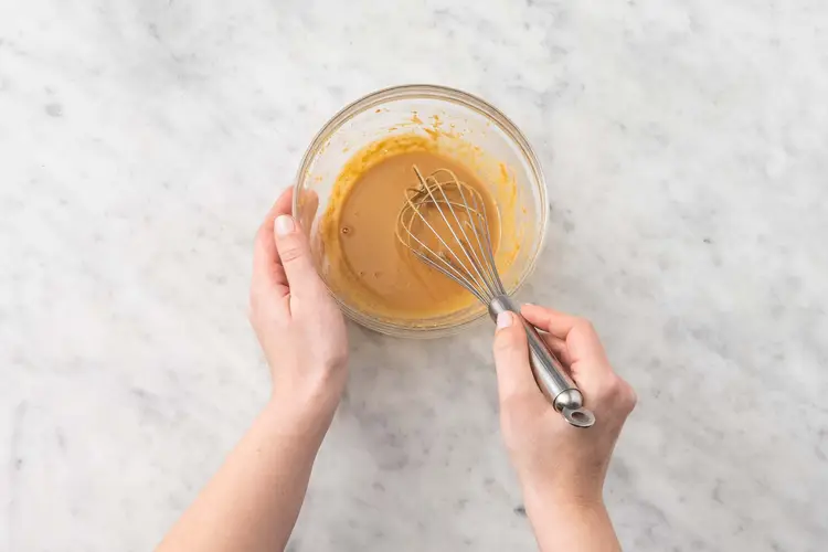 Thai Peanut Salad – Easy and Crunchy