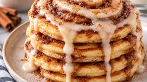 Easy Cinnamon Roll Pancakes