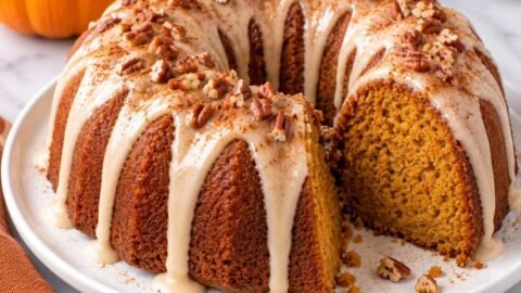 Easy Pumpkin Bundt Cake – Moist and Spiced