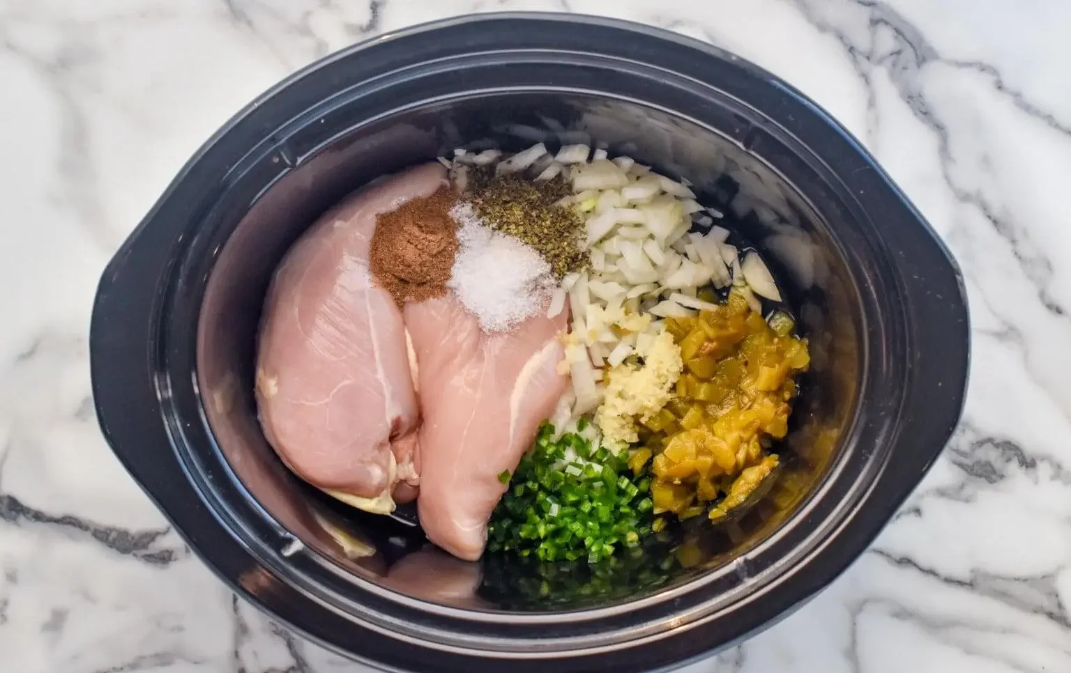 Slow Cooker White Chicken Chili 