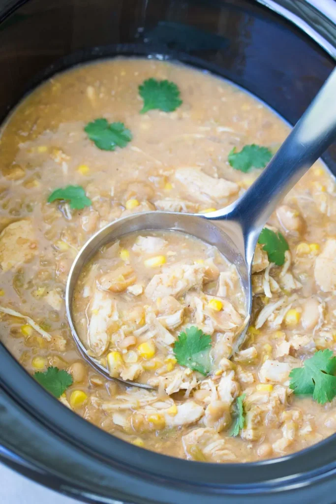 Slow Cooker White Chicken Chili 