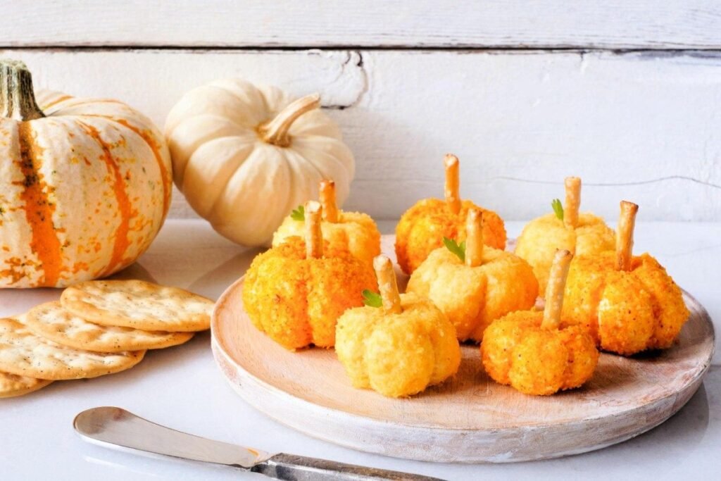 22. Mini Pumpkin-Shaped Cheese Balls-150kb