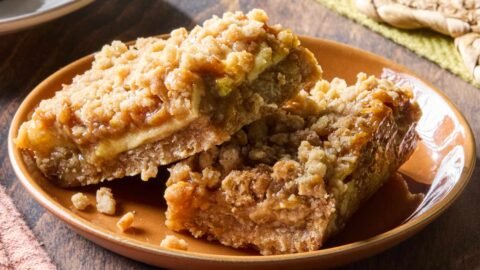 Easy Caramel Apple Bars