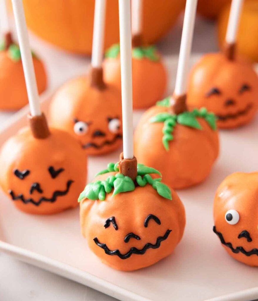 Easy Pumpkin Pie Cake Pops for Halloween