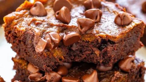 Pumpkin Chocolate Chip Brownies