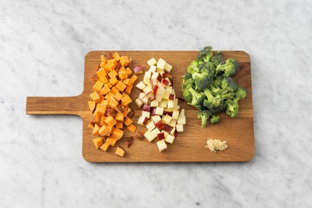 Step 1 Prepare the sweet potatoes and apples-130kb