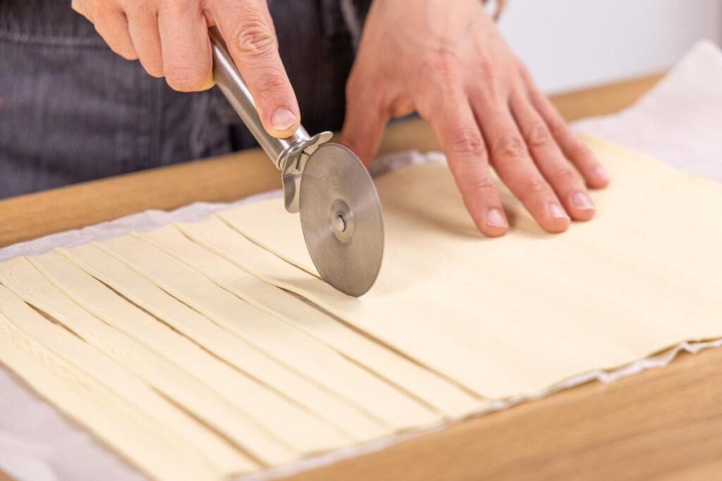 Step 2 Cut the Puff Pastry-150kb