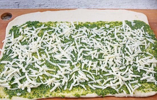 Step 2 Spread the Pesto and Add Cheese-150kb