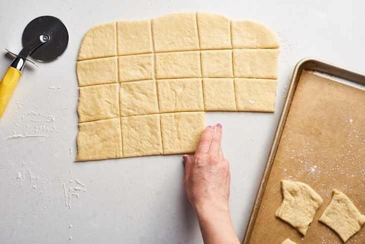 Step 3 Cut the Beignets-120kb