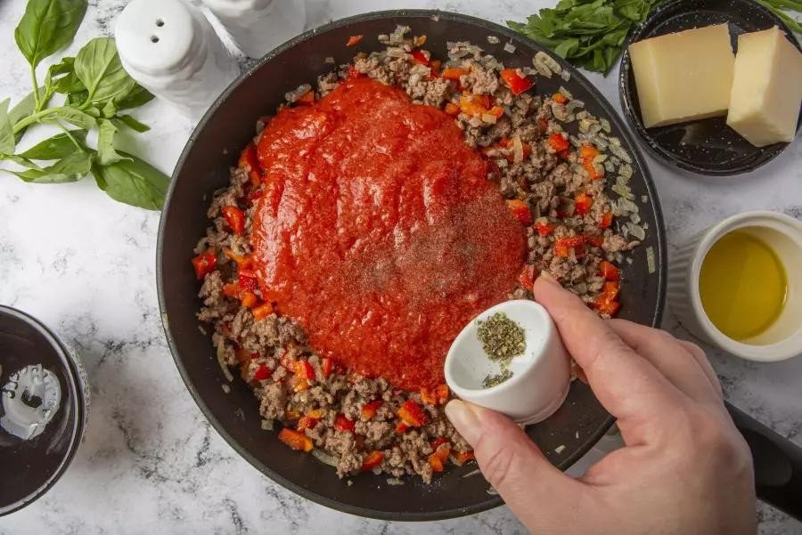 Step 4 Add tomatoes and seasoning-149kb