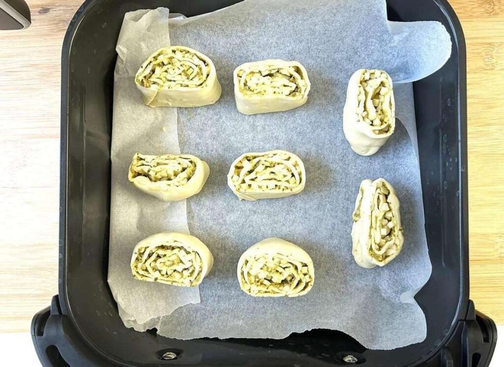 Step 4 Arrange in the Air Fryer-150kb