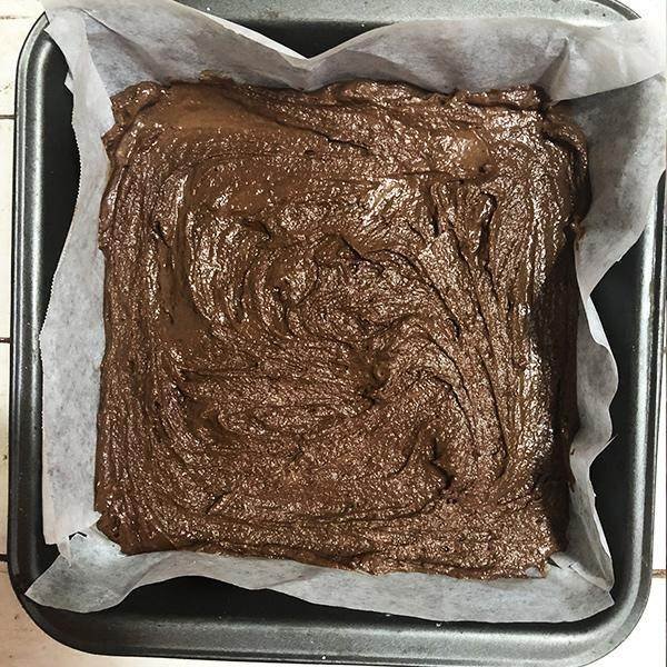 Step 5 Spread the Batter-100kb